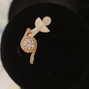 Anillo en oro enchapado